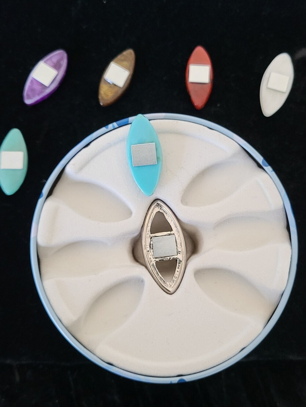 Vintage Interchangable Ring Set Size 8 - Picture 4 of 5